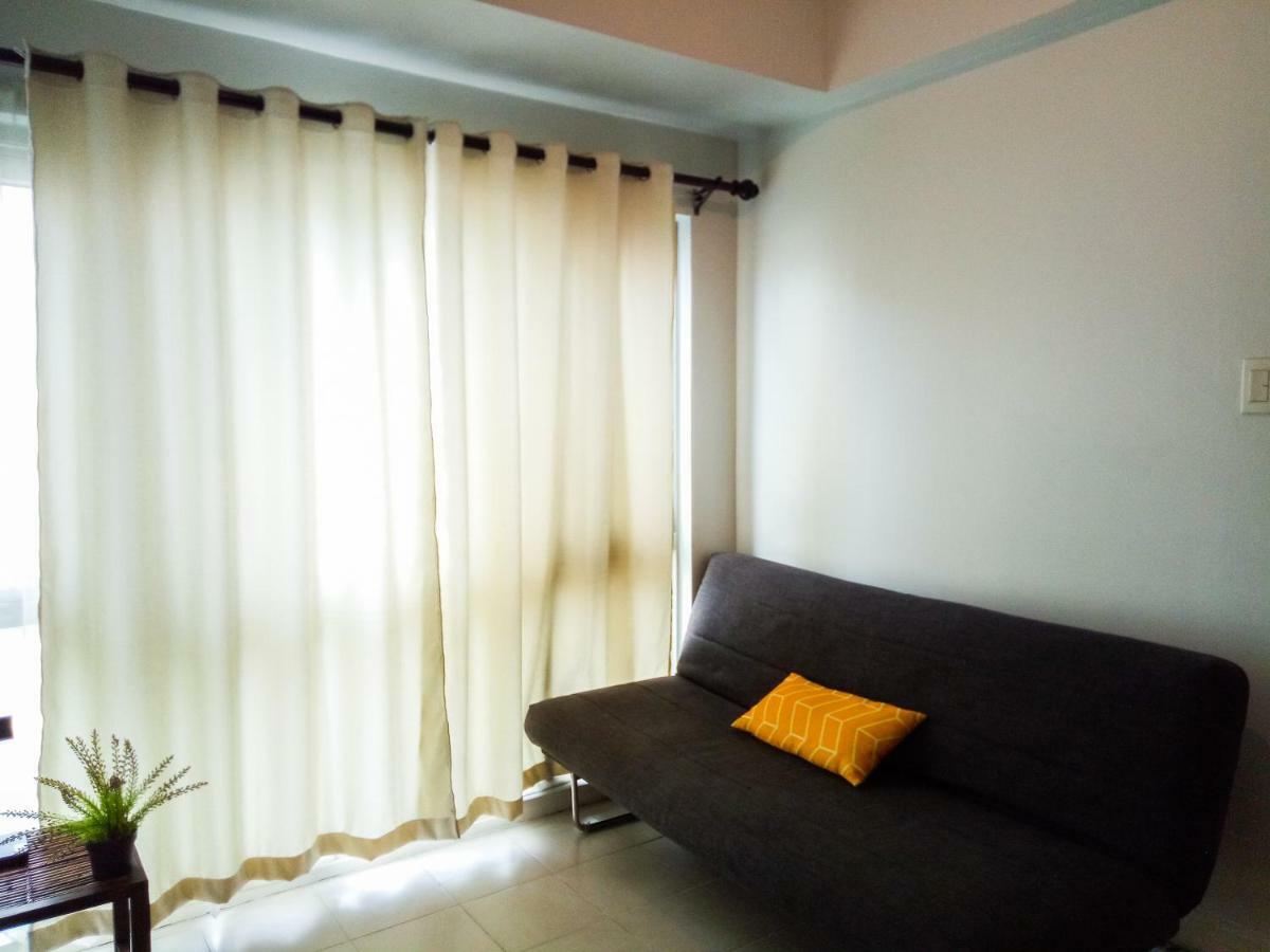 Appartamento Forbes Area Bgc Taguig Manila Esterno foto