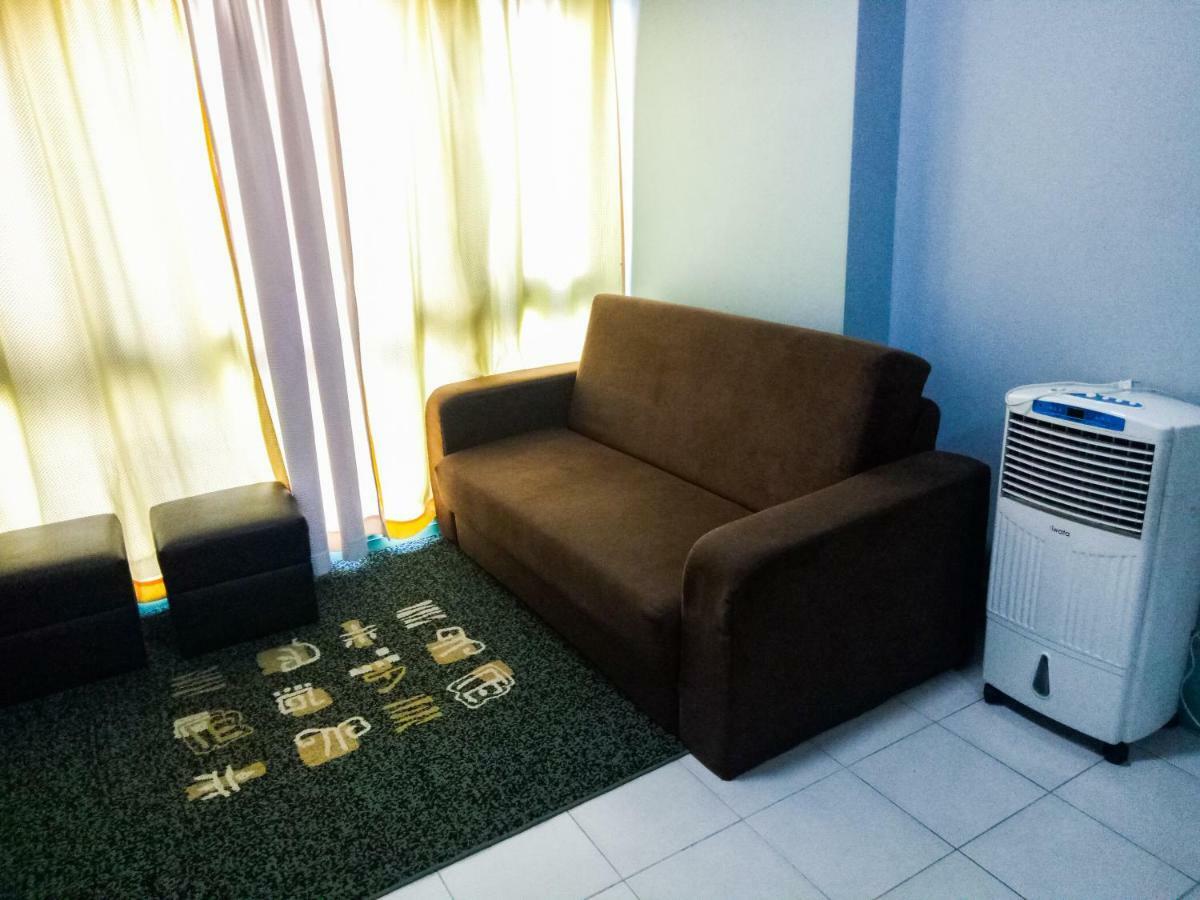Appartamento Forbes Area Bgc Taguig Manila Esterno foto
