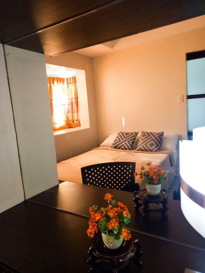 Appartamento Forbes Area Bgc Taguig Manila Esterno foto