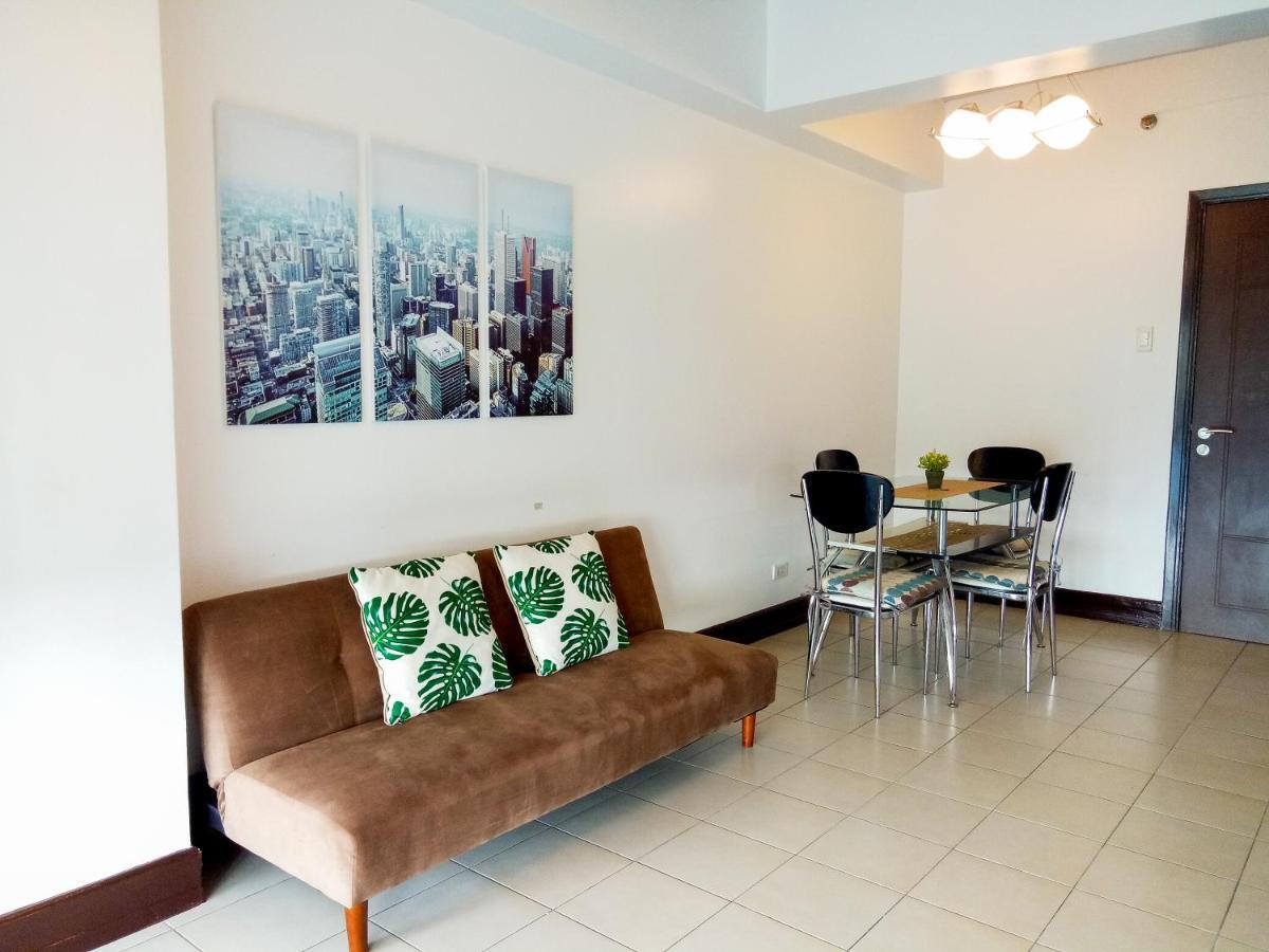 Appartamento Forbes Area Bgc Taguig Manila Esterno foto