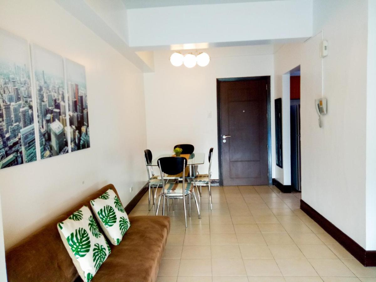 Appartamento Forbes Area Bgc Taguig Manila Esterno foto