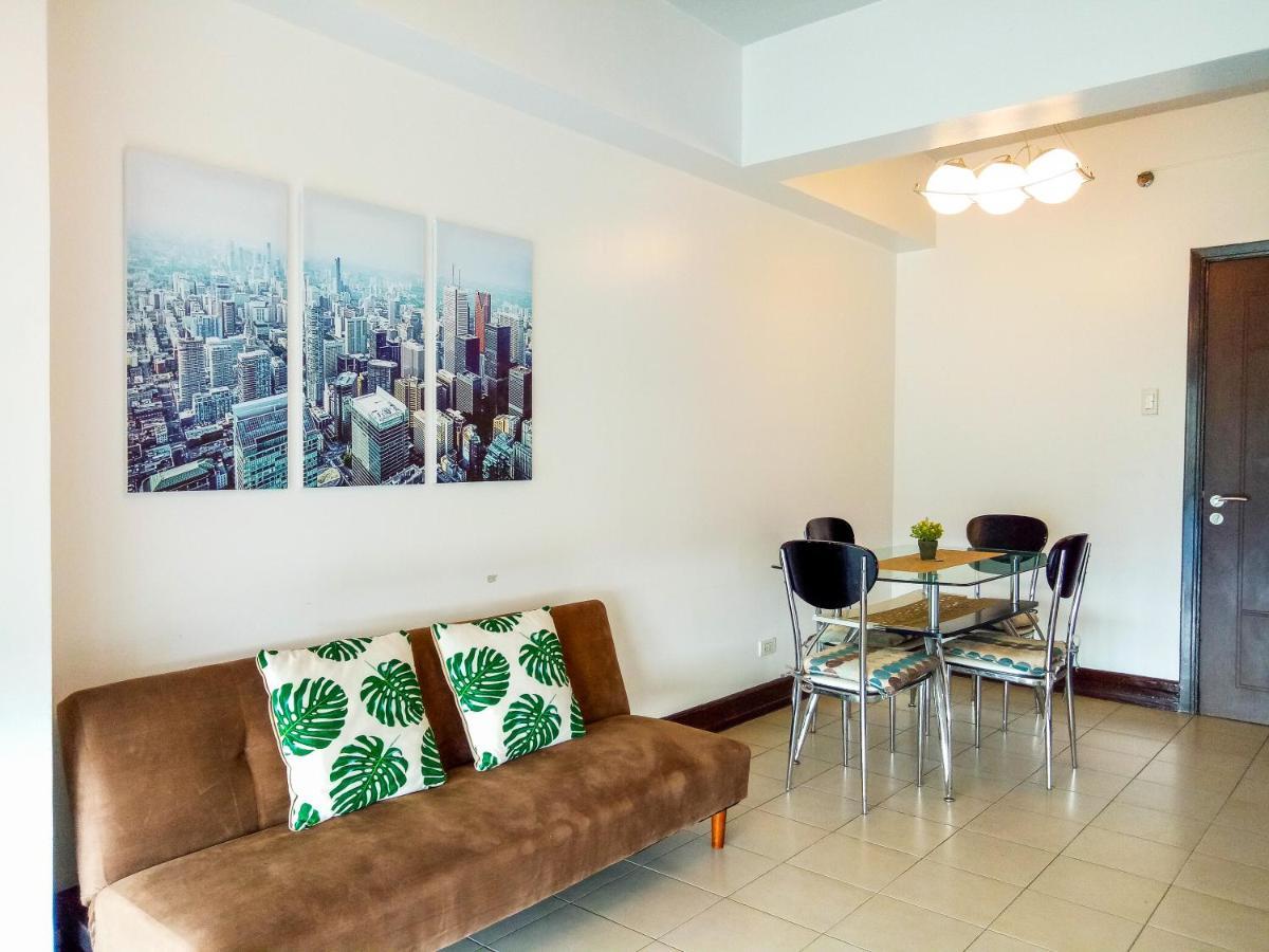 Appartamento Forbes Area Bgc Taguig Manila Esterno foto